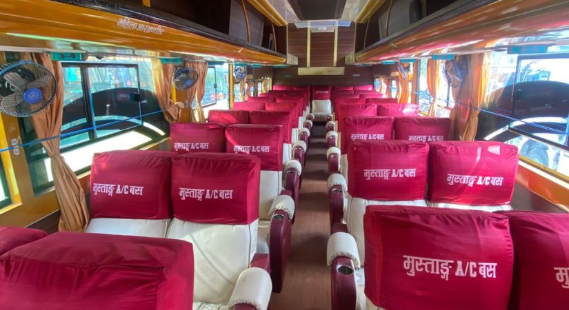 Mustang bus